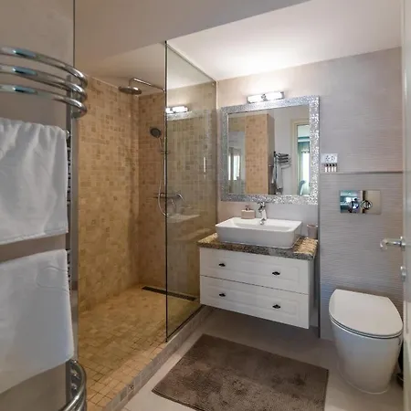 Saphir Stein 19th Апартаменты Бухарест